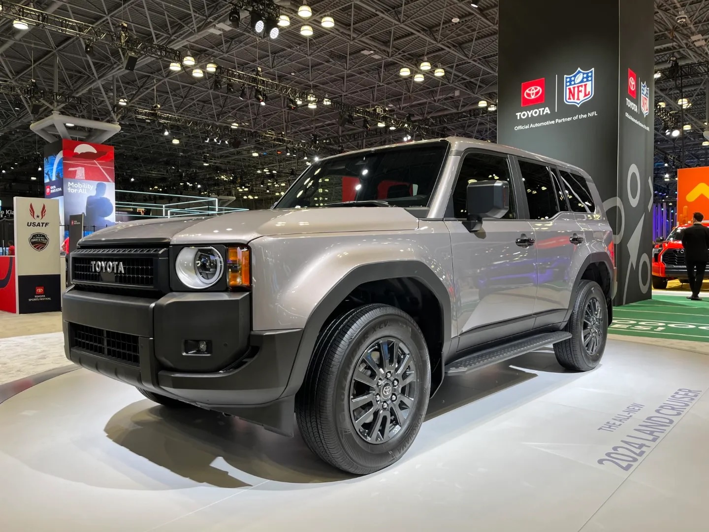 2024-new-york-auto-show-land-cruiser2.jpeg