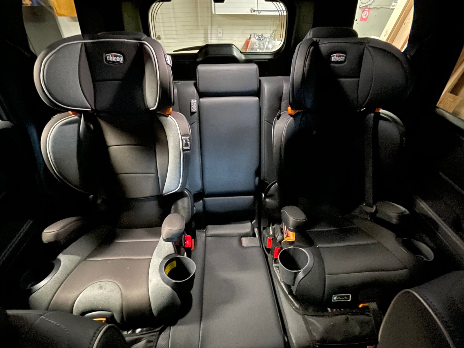 3 kids in rear seat for short trips Land Cruiser Forum