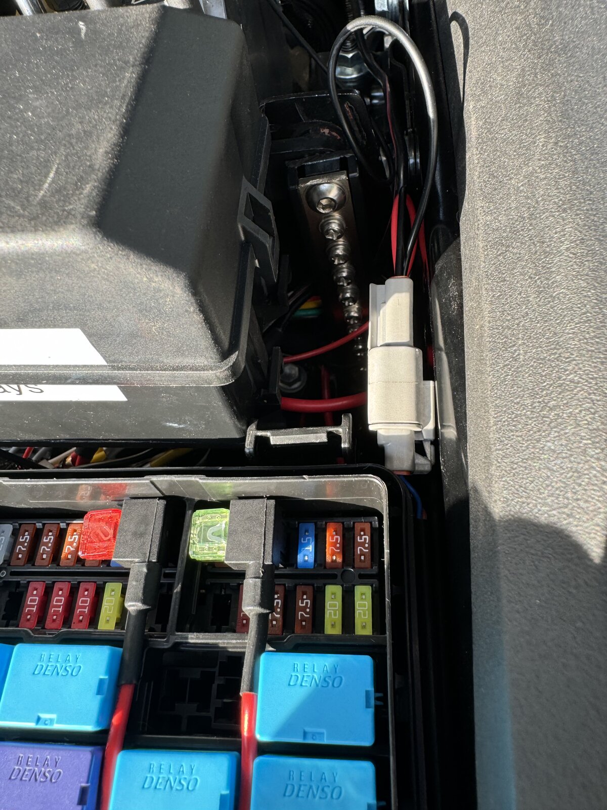 Fuse Box.JPG